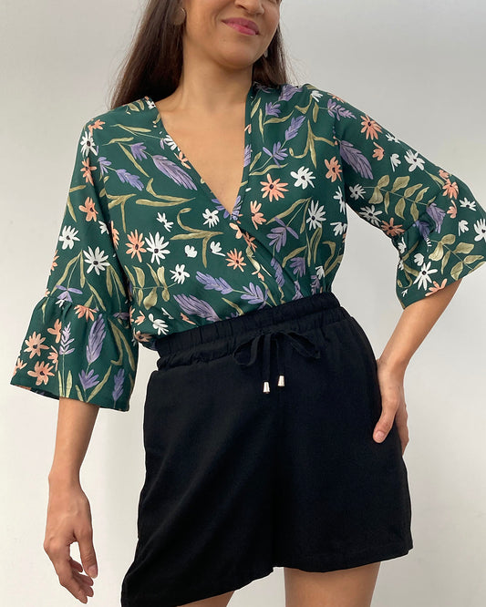 Blusa Transpassada Alma Lavada Floresta